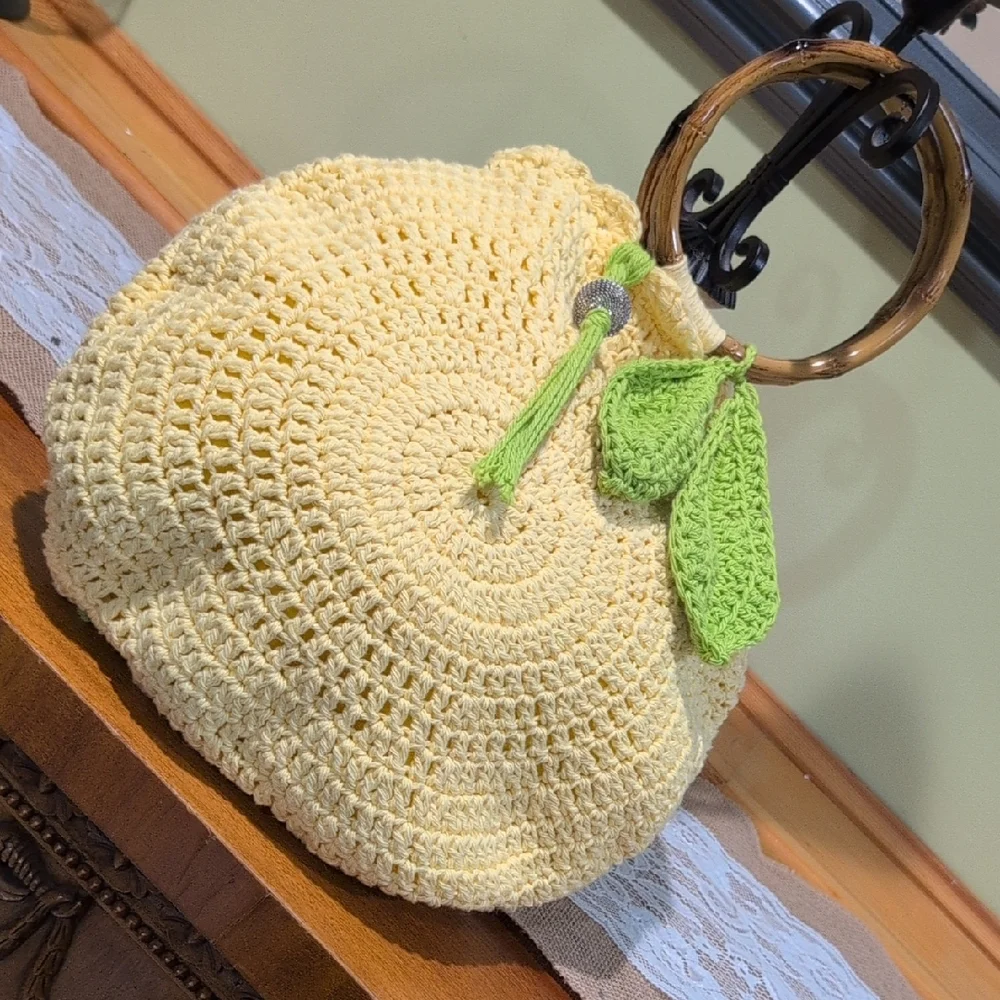 NWOT HANDMADE One Of A Kind - Crochet Sunflower Bag - Green and Yellow - Picture 4 of 7